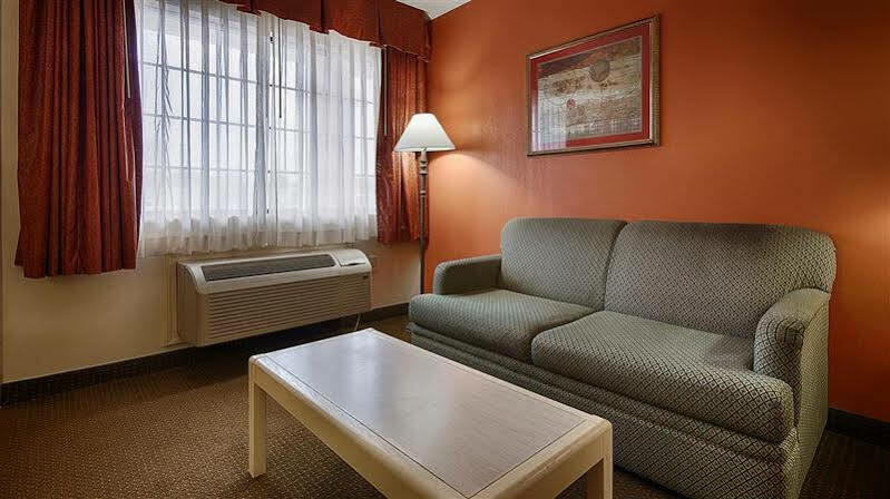 Best Western Airport Inn Pearl Dış mekan fotoğraf